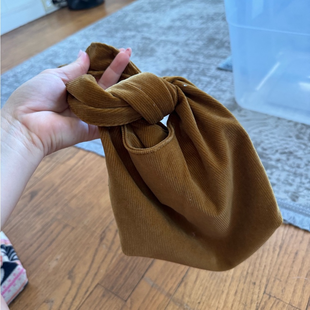 Merit Make Up Tie Bag